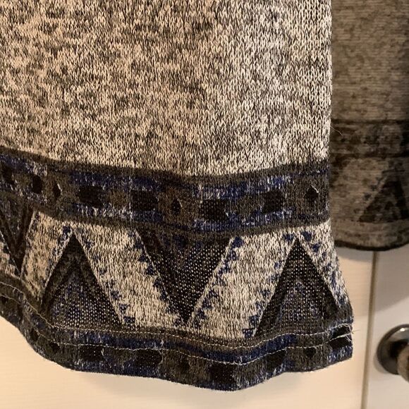 ALMOST FAMOUS, hoodie long sleeve, cover up, small, southwest design - Picture 3 of 12